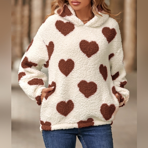 Lovely Rosetta Tops - Fuzzy Heart Design Hoodie